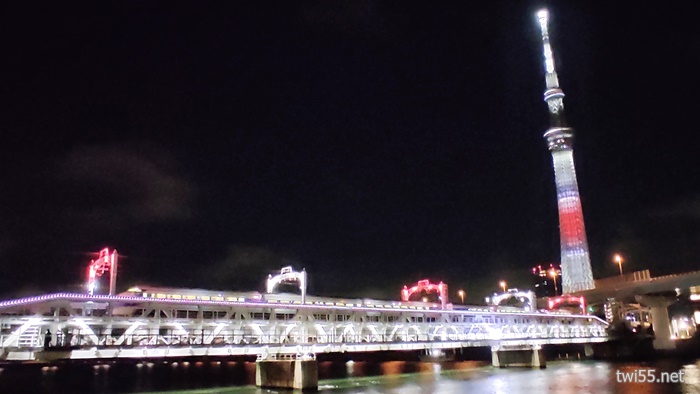 2021年1月2日の東武鉄橋とスカイツリー02
