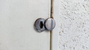 錆びてなめたネジの外し 回し 方で一番楽で簡単だった方法 マンションはホテルではない 以下略ちゃんの逆襲 別館